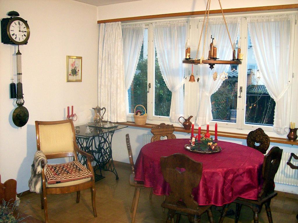 Chez Jean Et Daisy Bed & Breakfast Riehen Exterior photo
